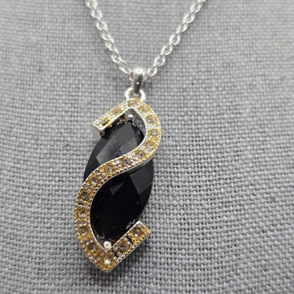 Avon Black and Gold Swirl Necklace & Earrings New In Box